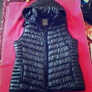Old Navy Active wear puffy Vest